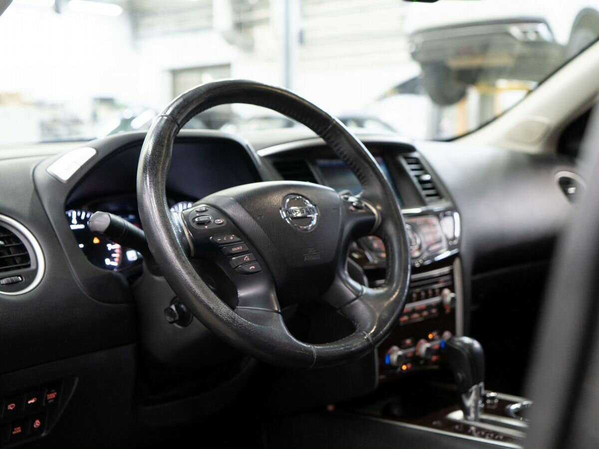 Купить Nissan Pathfinder с пробегом. Фото: #4