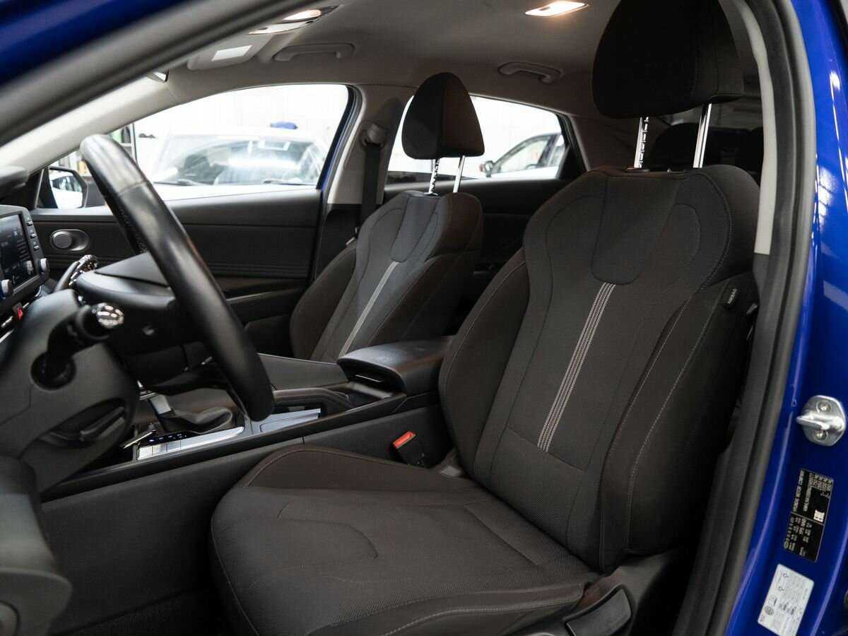 Купить Hyundai Elantra с пробегом. Фото: #6