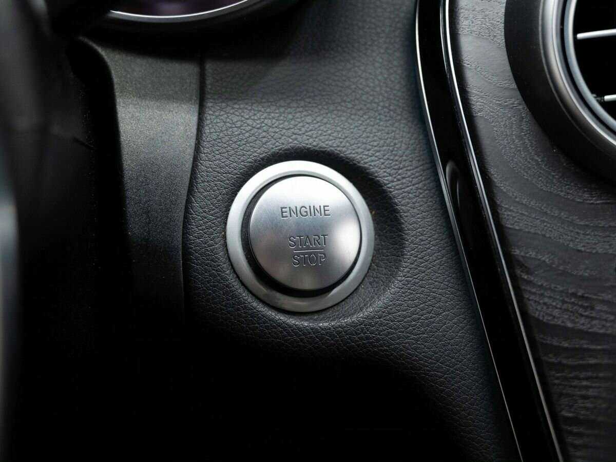 Купить Mercedes-Benz C-Класс с пробегом. Фото: #15