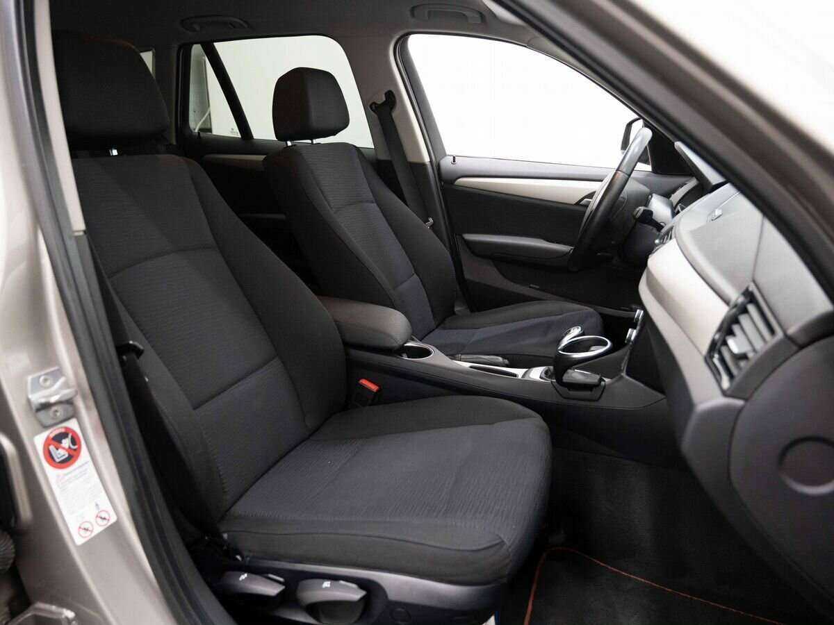 Купить BMW X1 с пробегом. Фото: #11