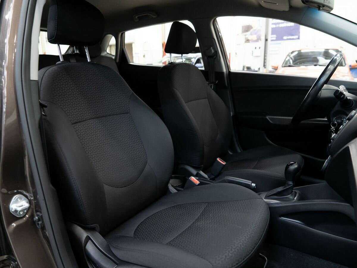 Купить Kia Rio с пробегом. Фото: #8