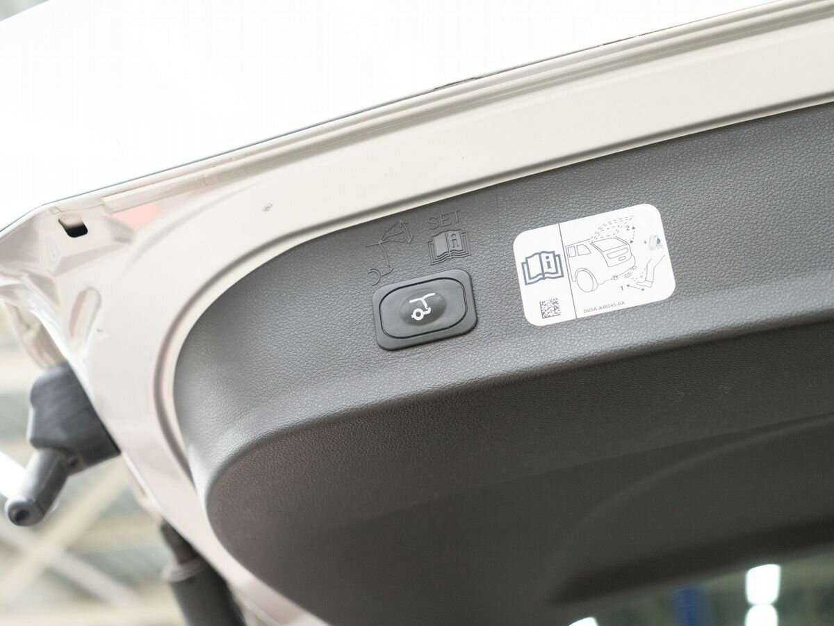 Купить Ford Kuga с пробегом. Фото: #7