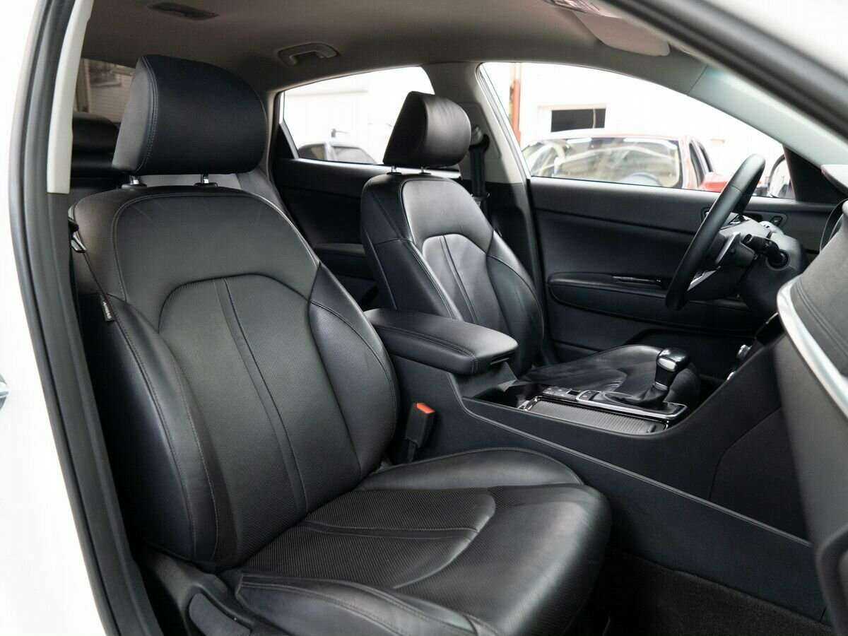 Купить Kia Optima с пробегом. Фото: #8