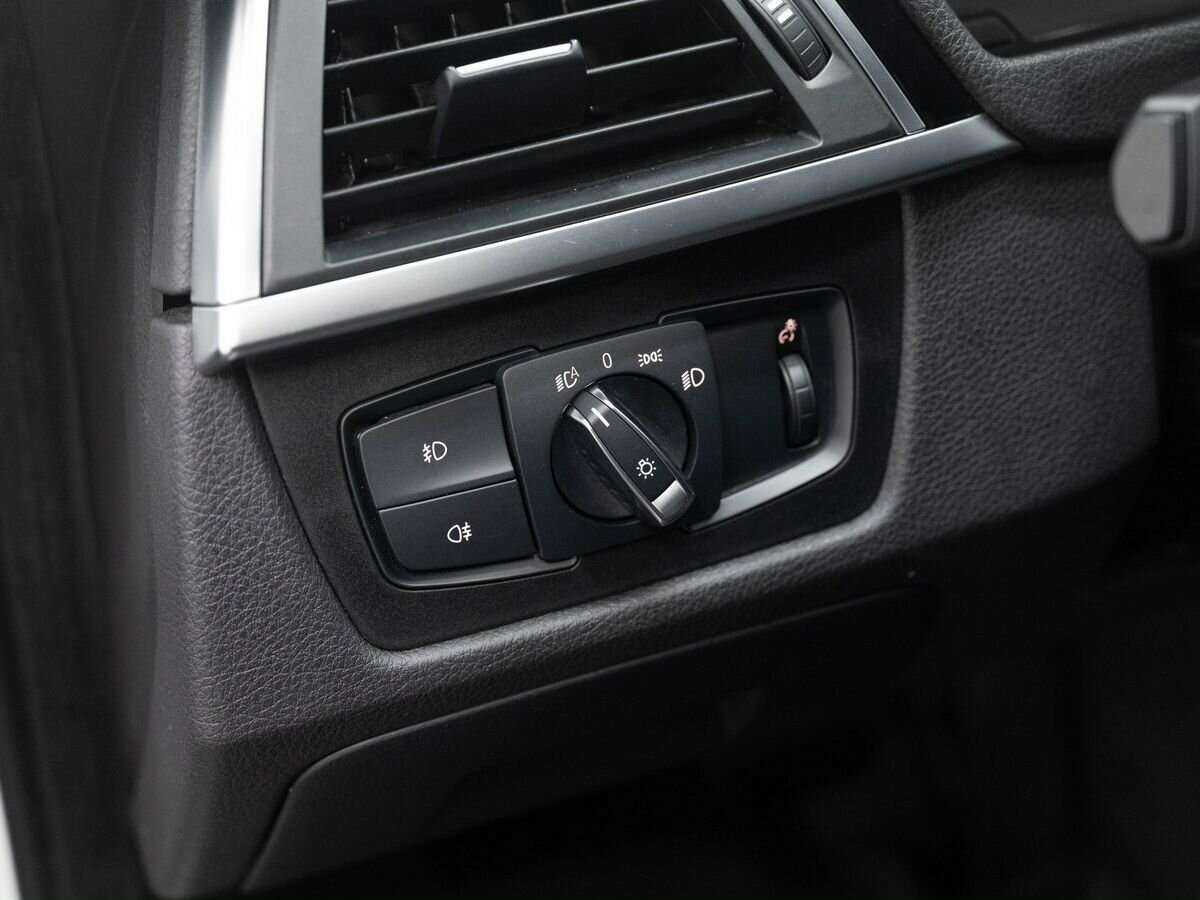 Купить BMW 3 серии с пробегом. Фото: #20