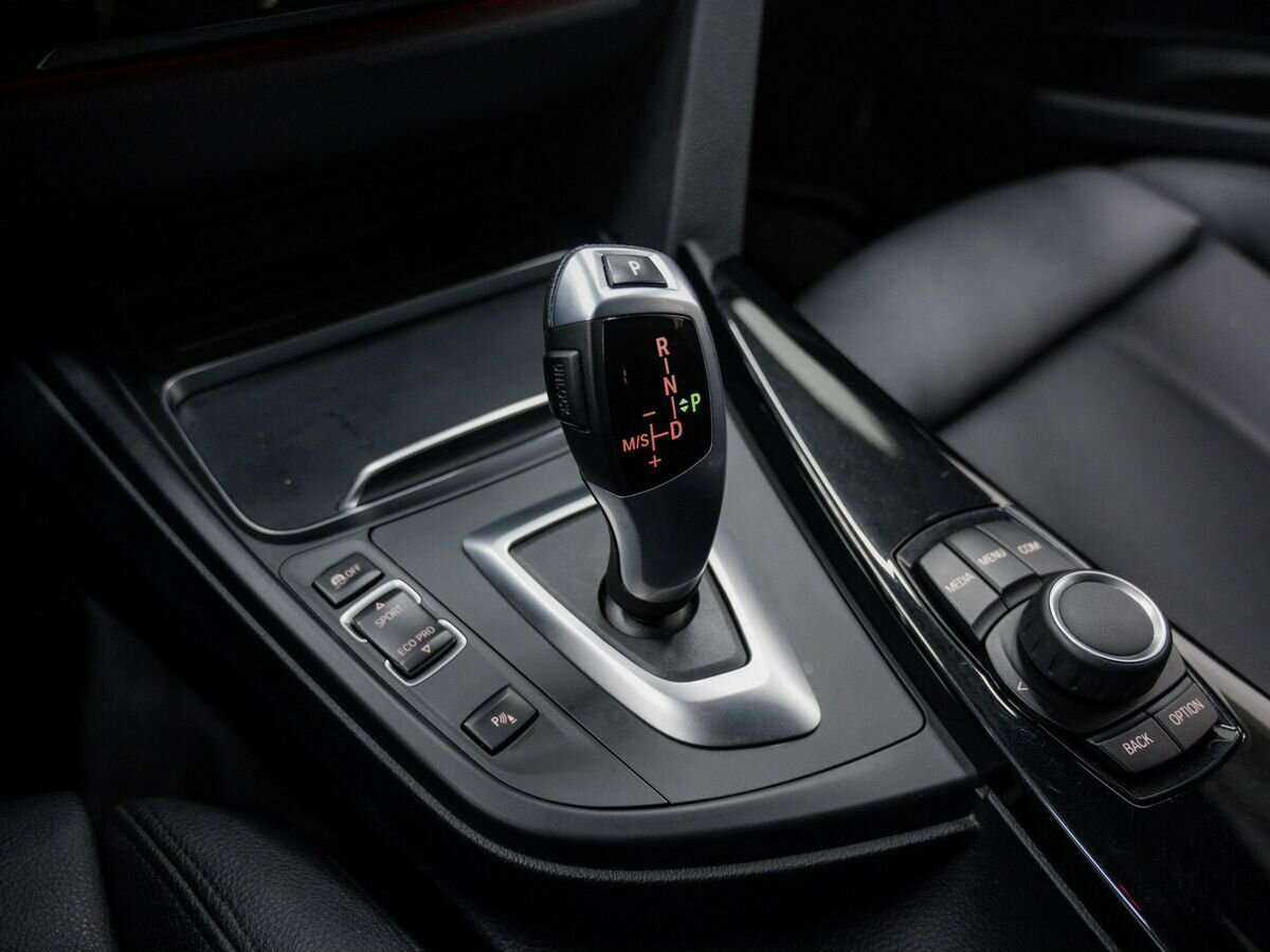 Купить BMW 3 серии с пробегом. Фото: #24