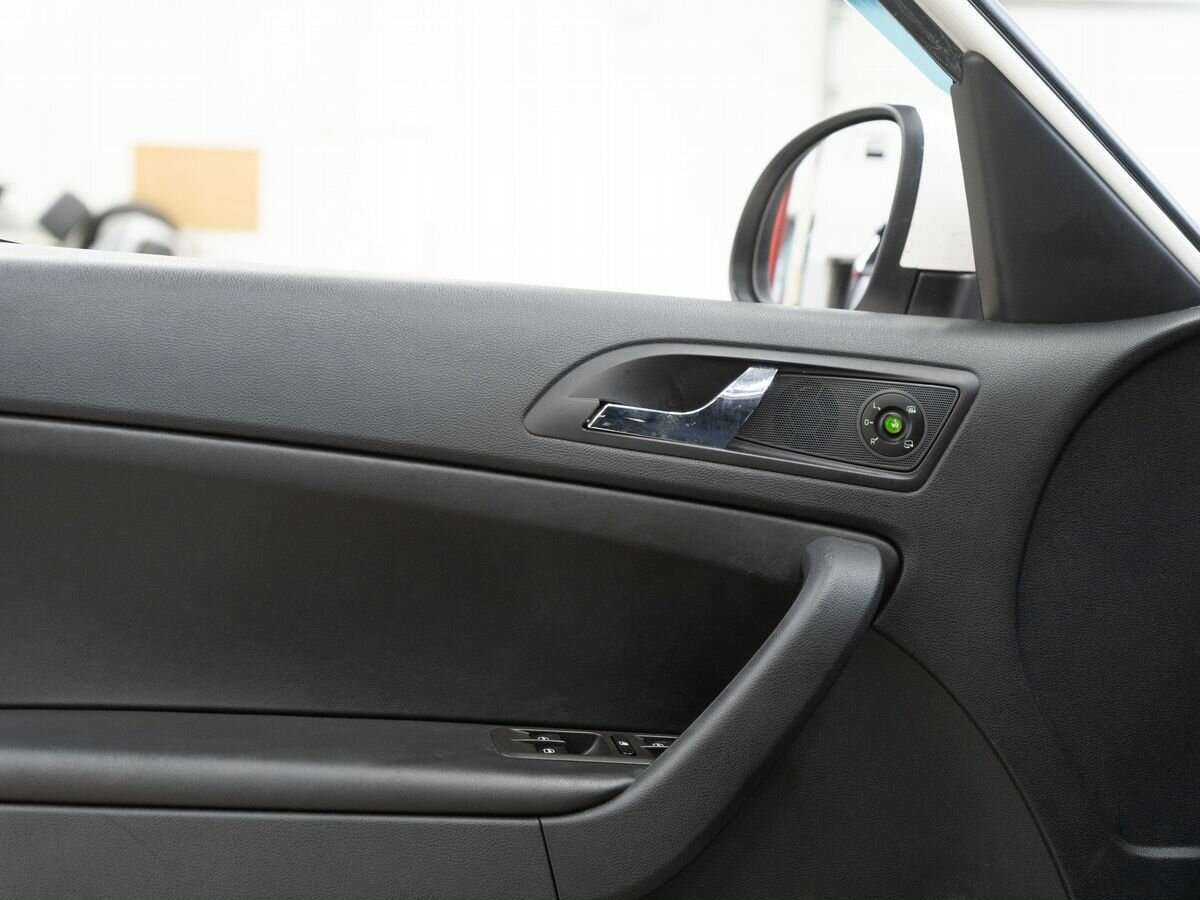 Купить Skoda Yeti с пробегом. Фото: #14