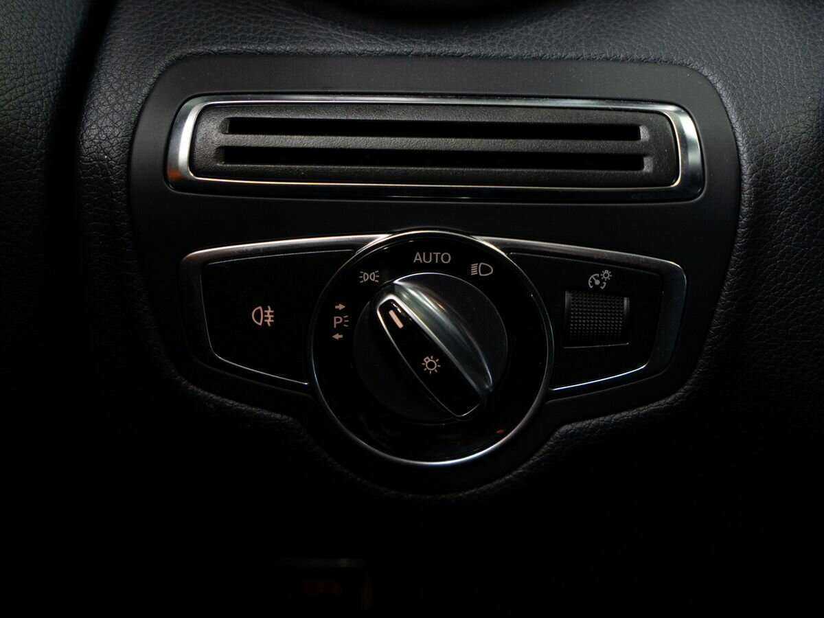 Купить Mercedes-Benz C-Класс с пробегом. Фото: #14