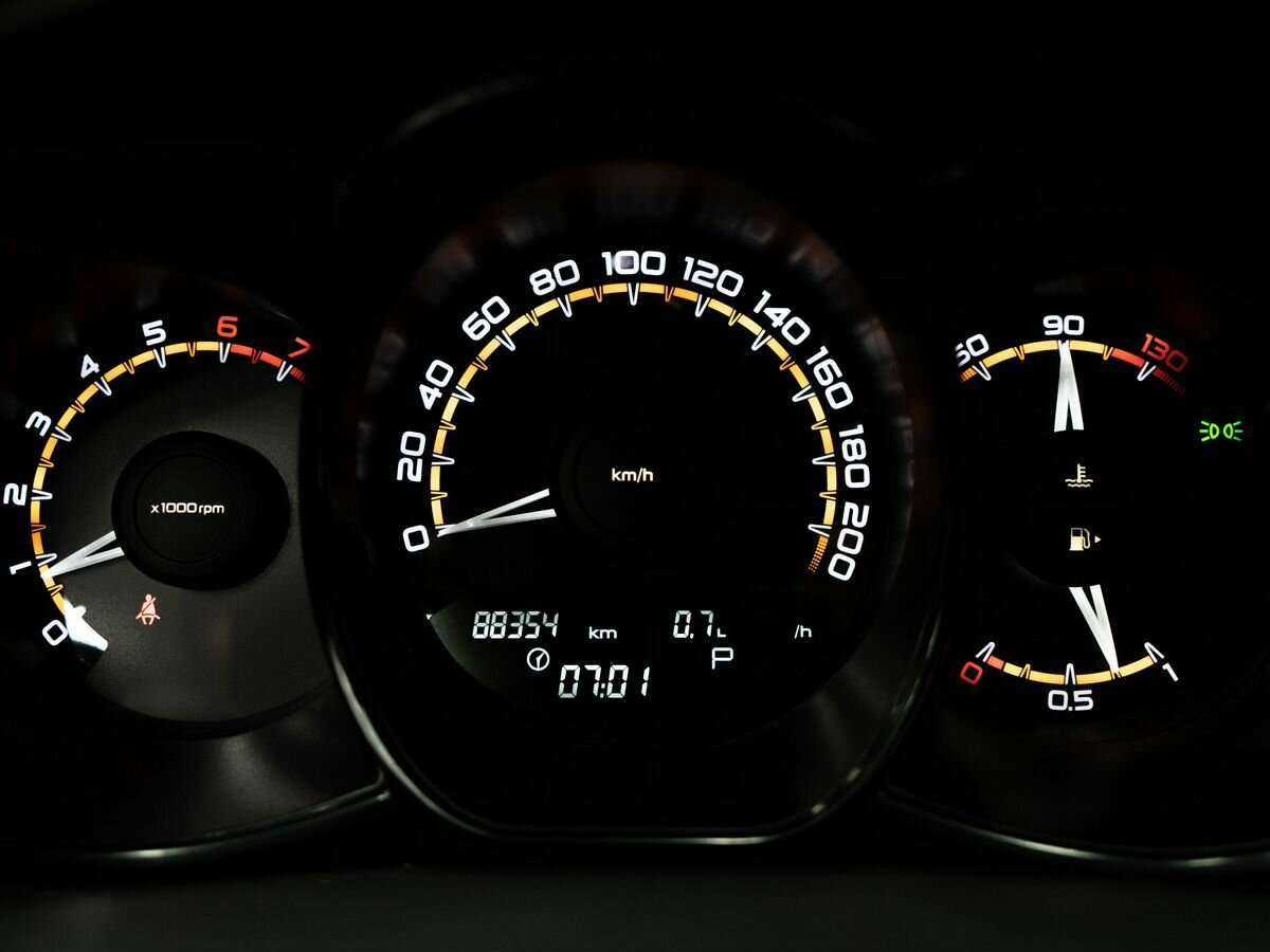 Купить Lada (ВАЗ) Vesta с пробегом. Фото: #11