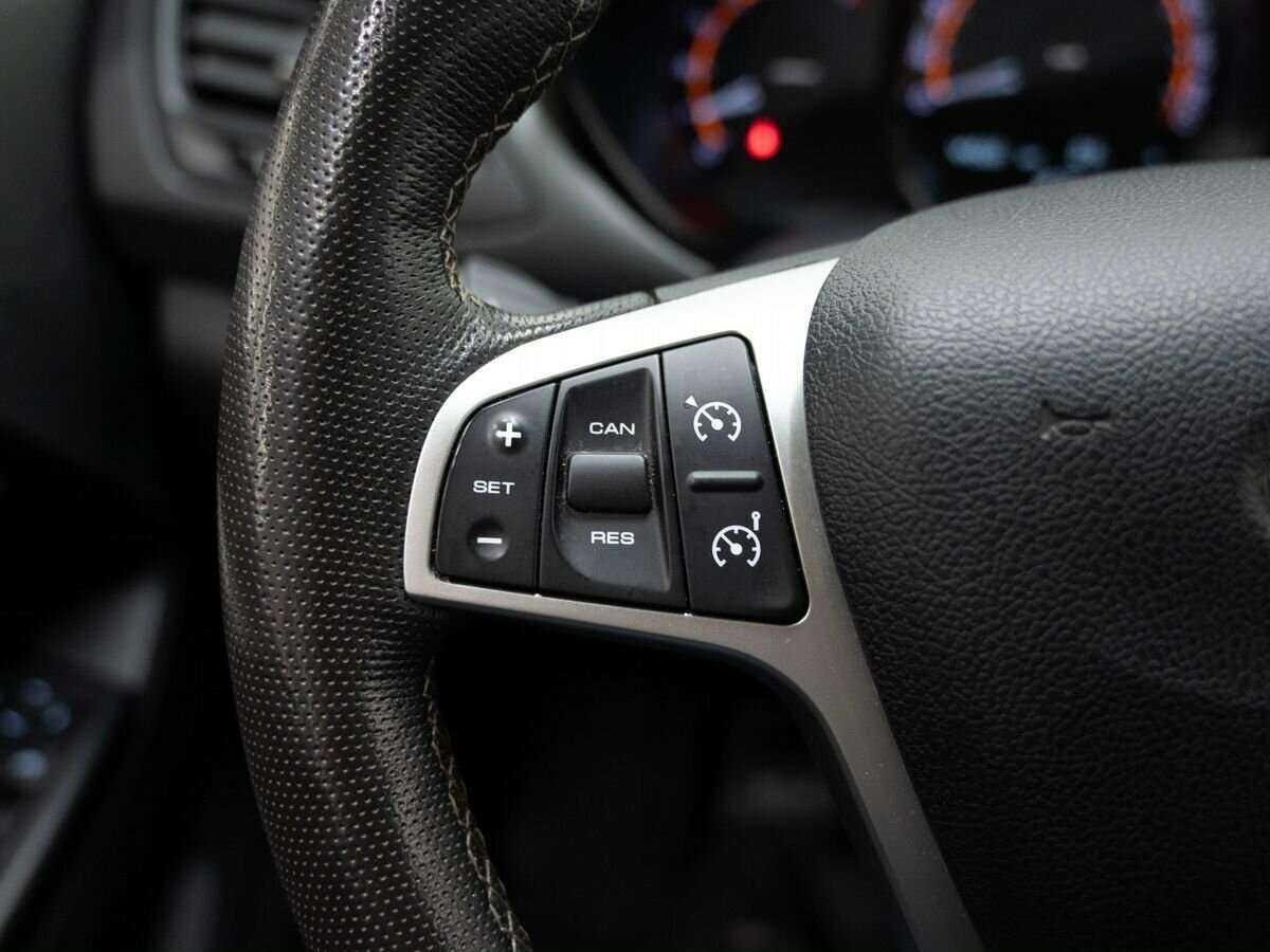 Купить Lada (ВАЗ) Vesta с пробегом. Фото: #13