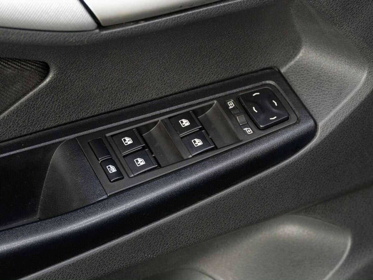 Купить Lada (ВАЗ) Vesta с пробегом. Фото: #17