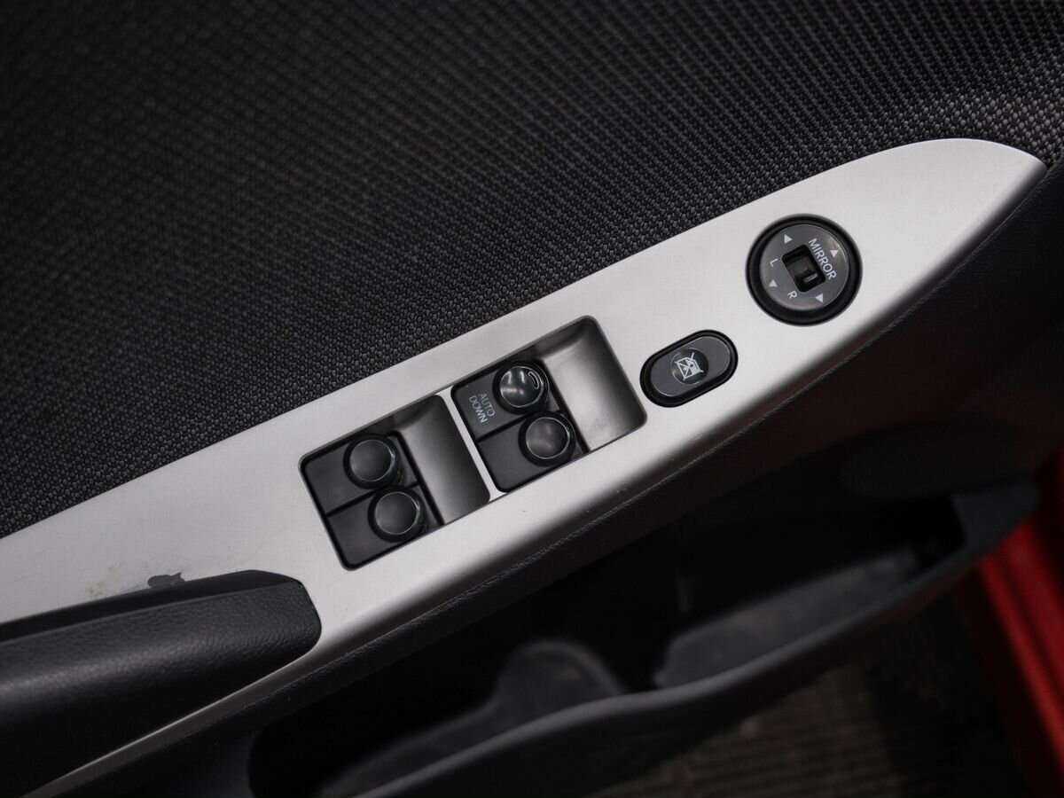 Купить Hyundai Solaris с пробегом. Фото: #13