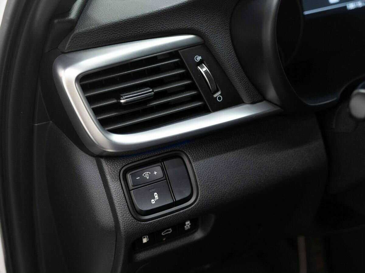 Купить Kia Optima с пробегом. Фото: #22