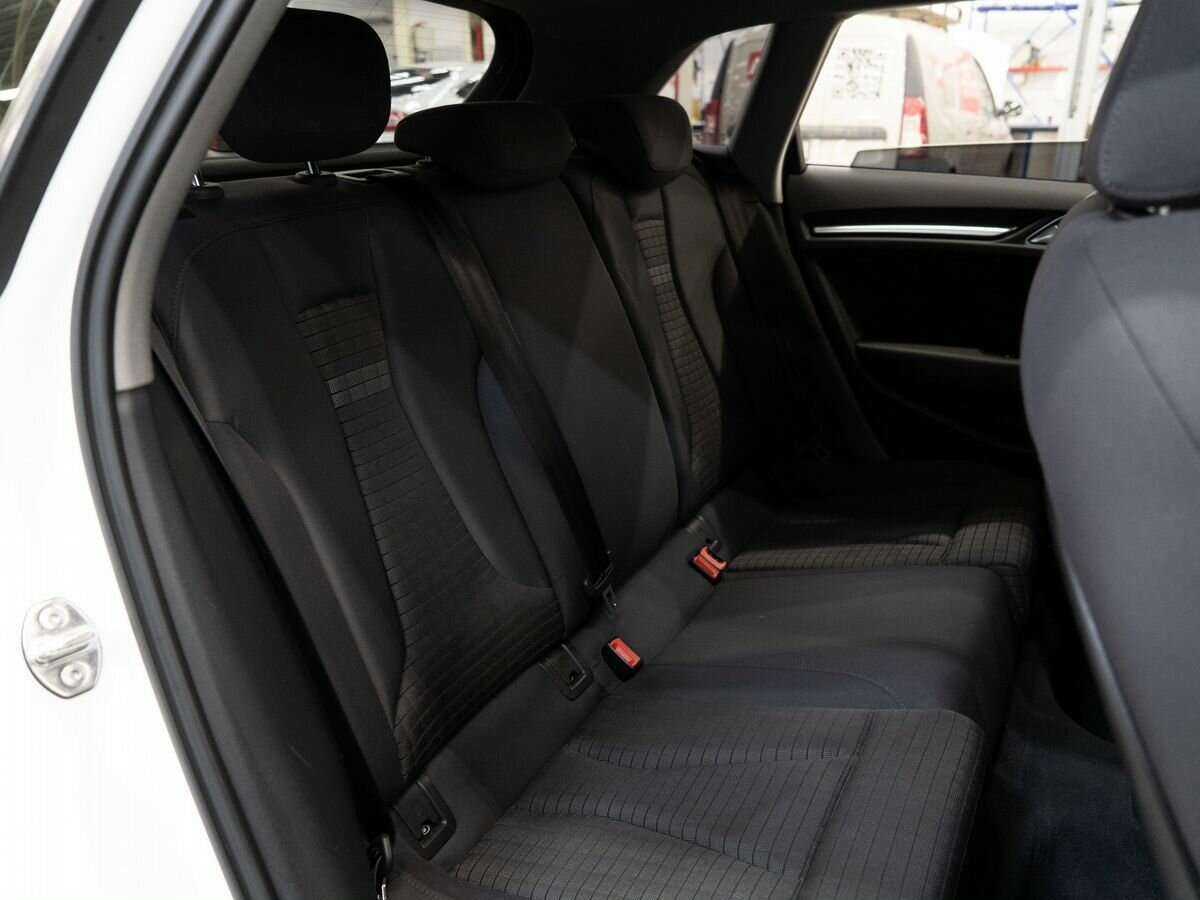 Купить Audi A3 с пробегом. Фото: #8