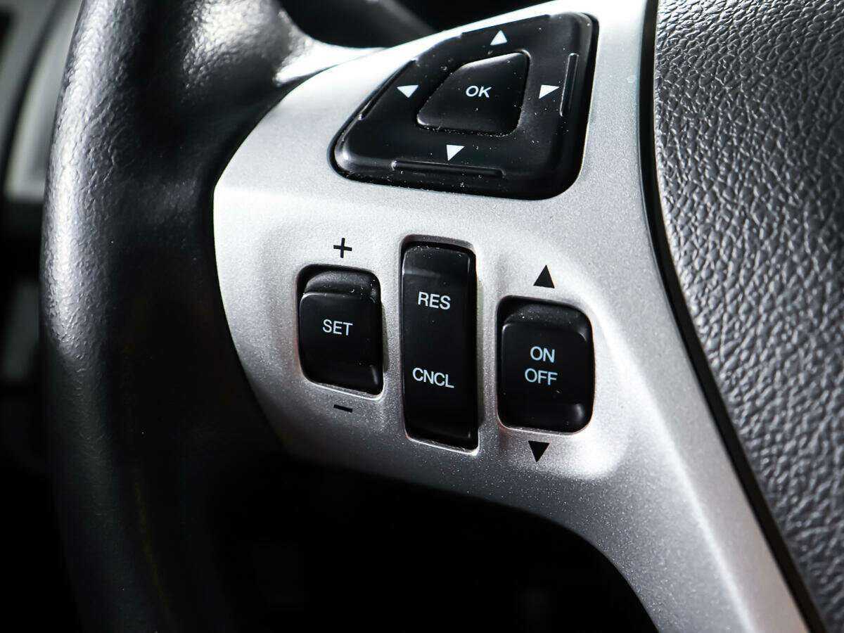 Купить Ford Explorer с пробегом. Фото: #19