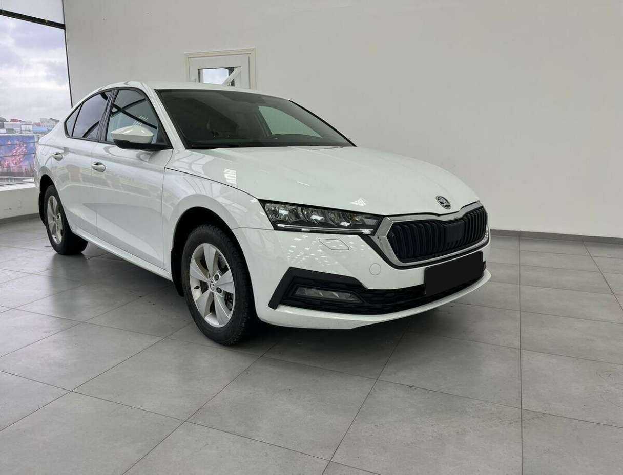 Купить Skoda Octavia с пробегом. Фото: #2