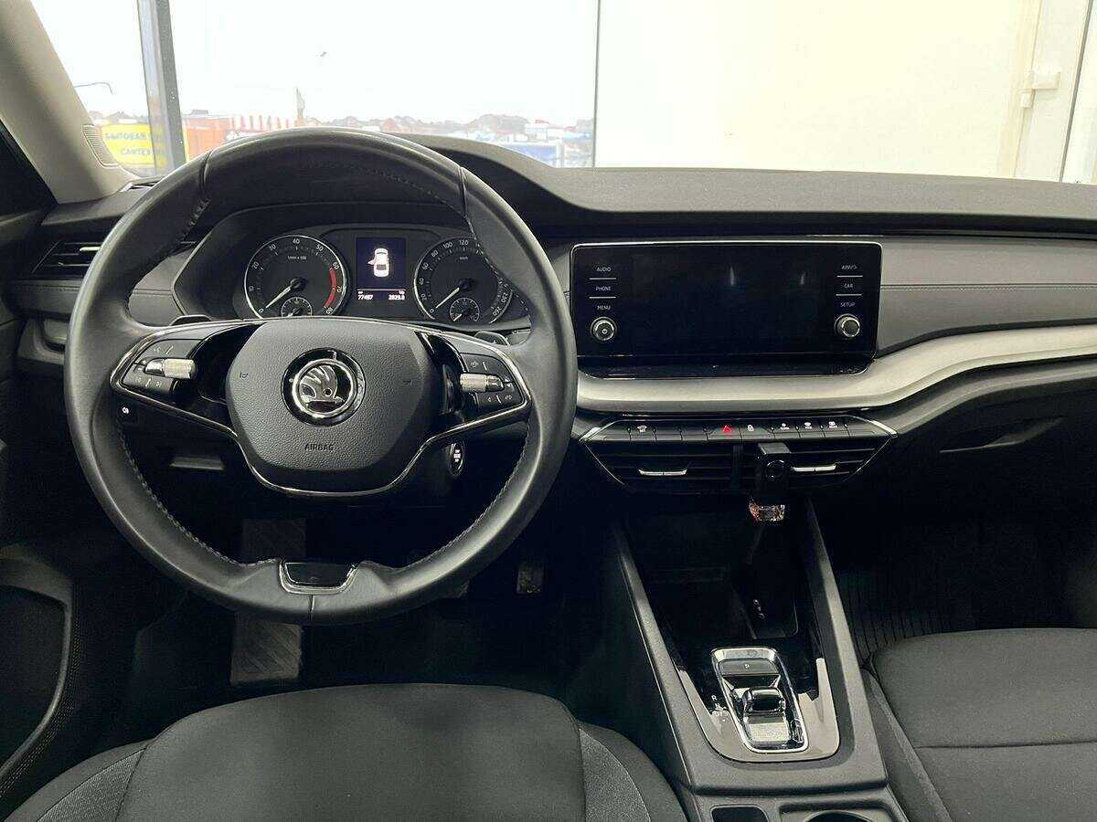 Купить Skoda Octavia с пробегом. Фото: #9