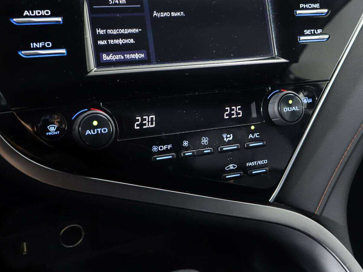 Купить Toyota Camry с пробегом. Фото: #19