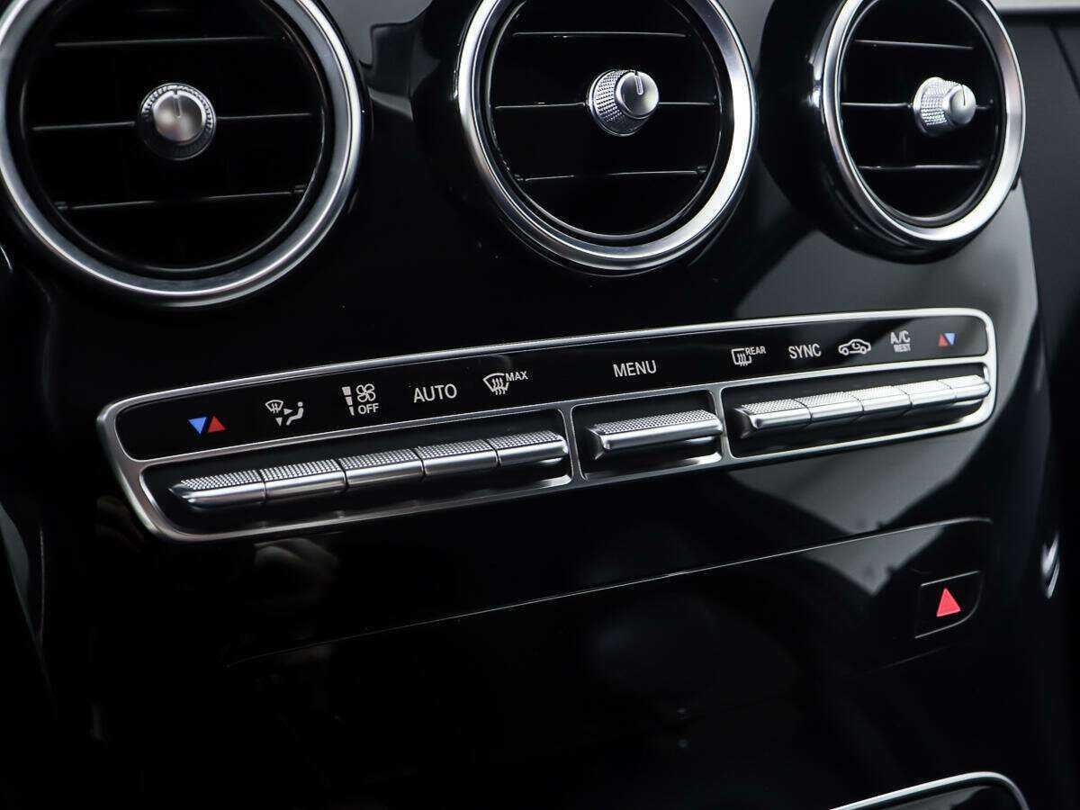 Купить Mercedes-Benz C-Класс с пробегом. Фото: #18