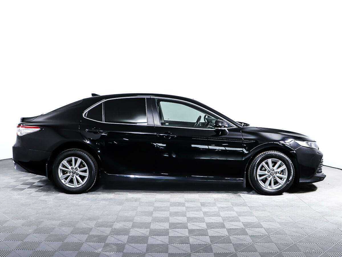 Купить Toyota Camry с пробегом. Фото: #1