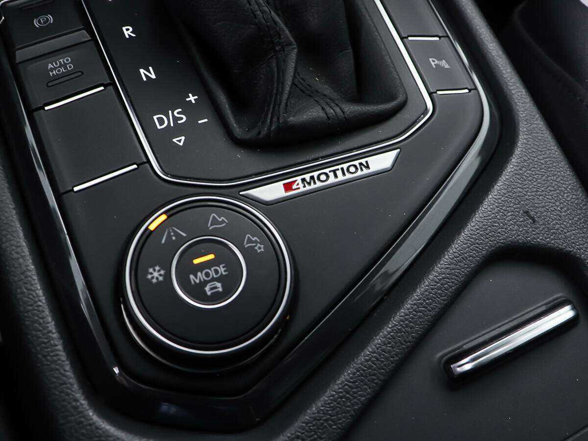 Купить Volkswagen Tiguan с пробегом. Фото: #18