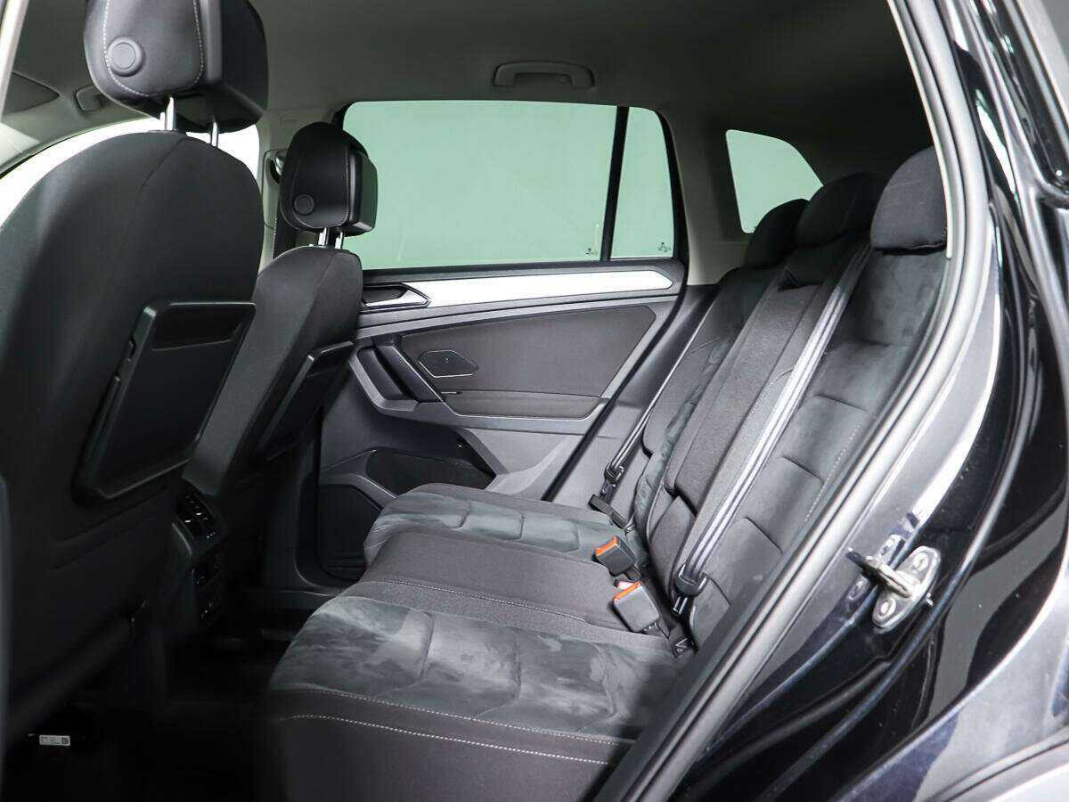 Купить Volkswagen Tiguan с пробегом. Фото: #9