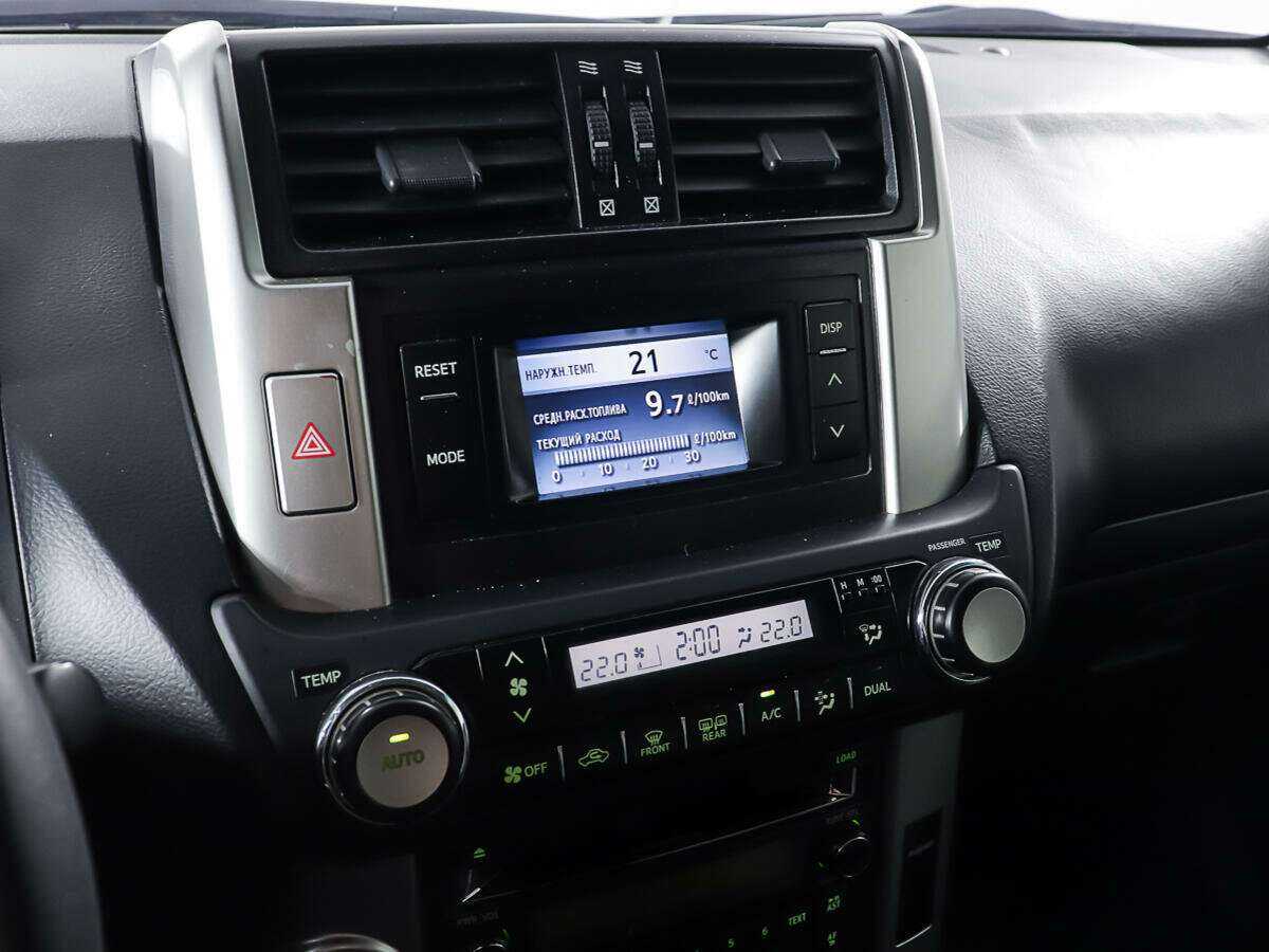 Купить Toyota Land Cruiser Prado с пробегом. Фото: #17