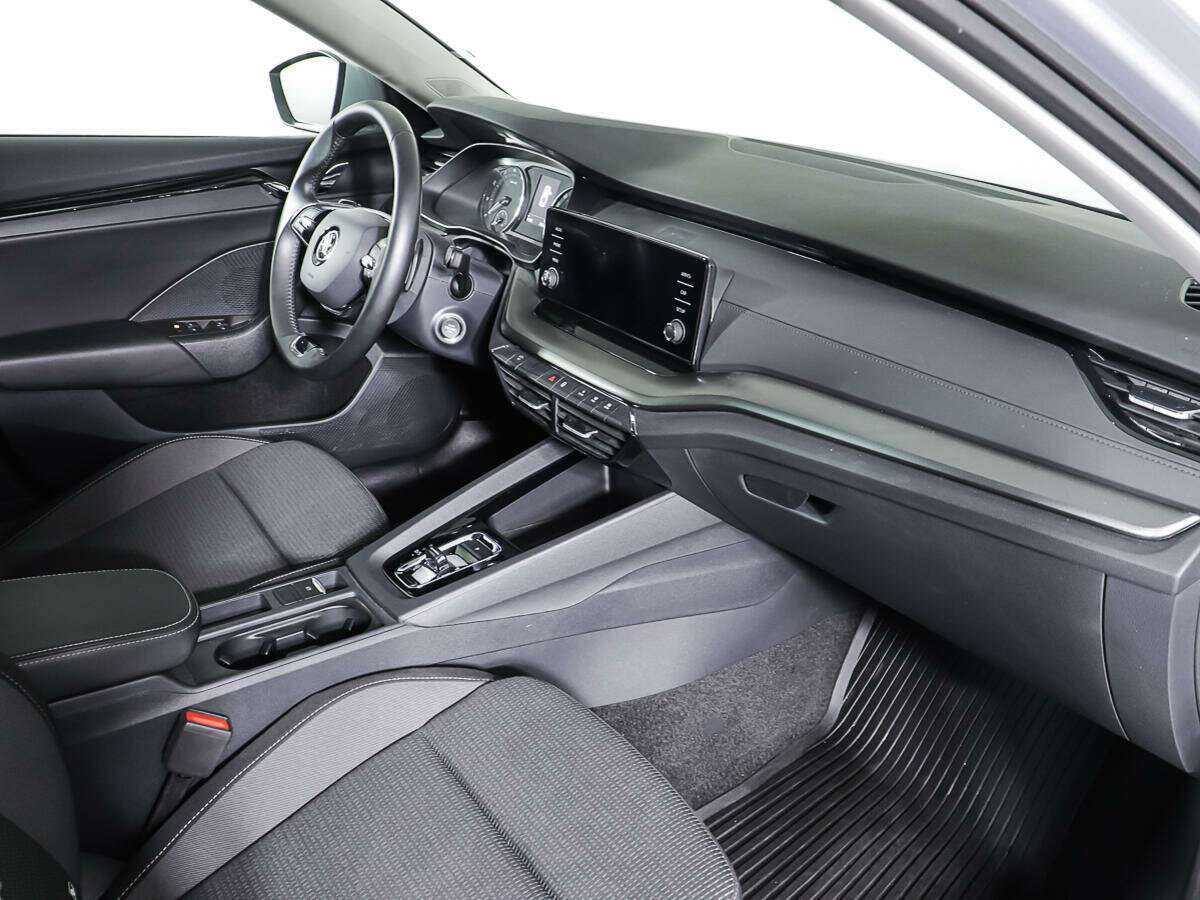 Купить Skoda Octavia с пробегом. Фото: #9