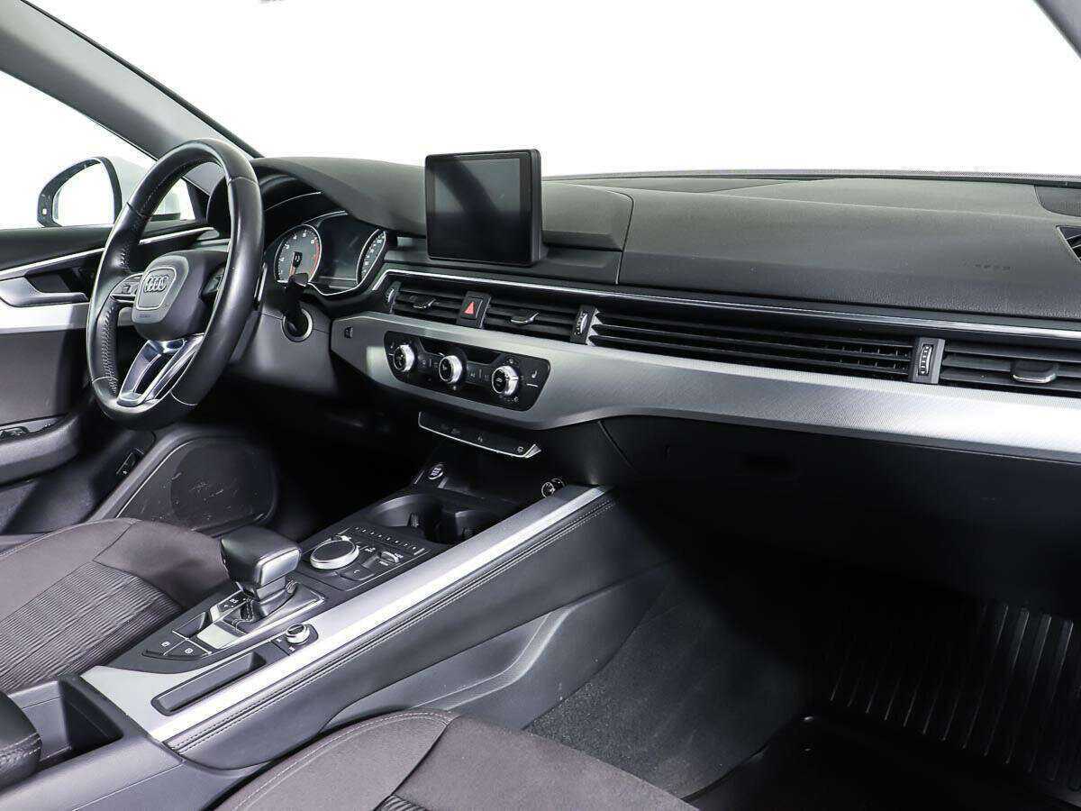 Купить Audi A4 с пробегом. Фото: #8