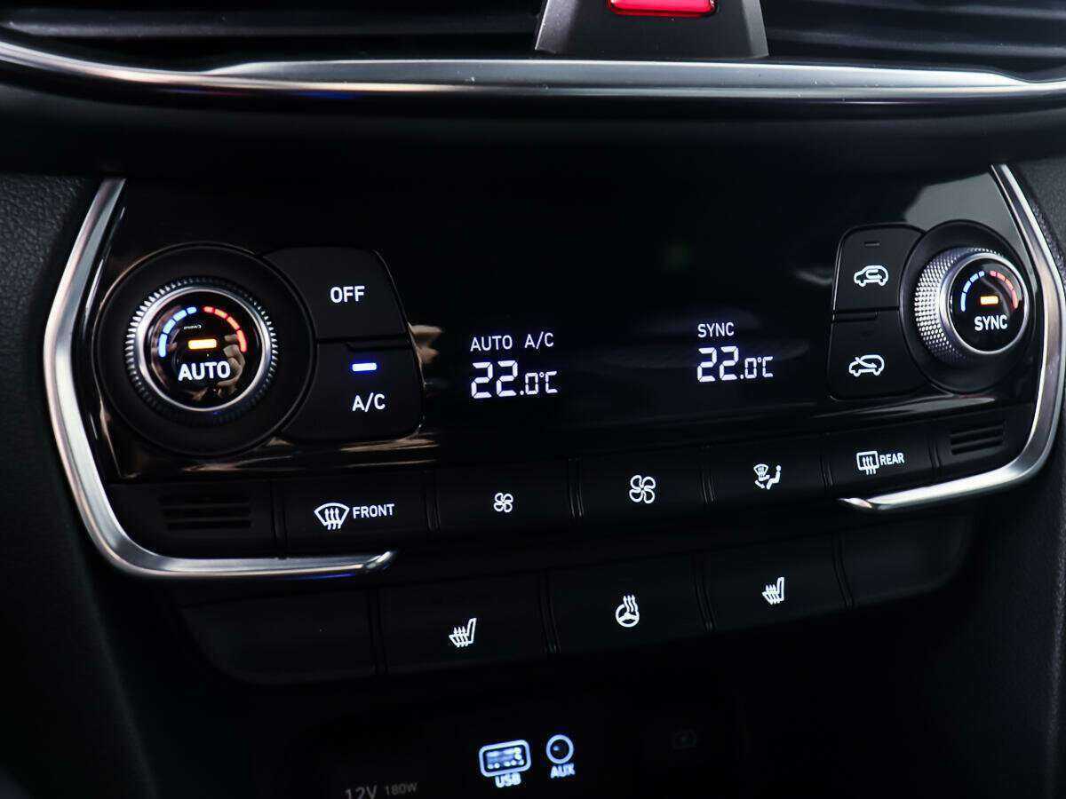 Купить Hyundai Santa Fe с пробегом. Фото: #18