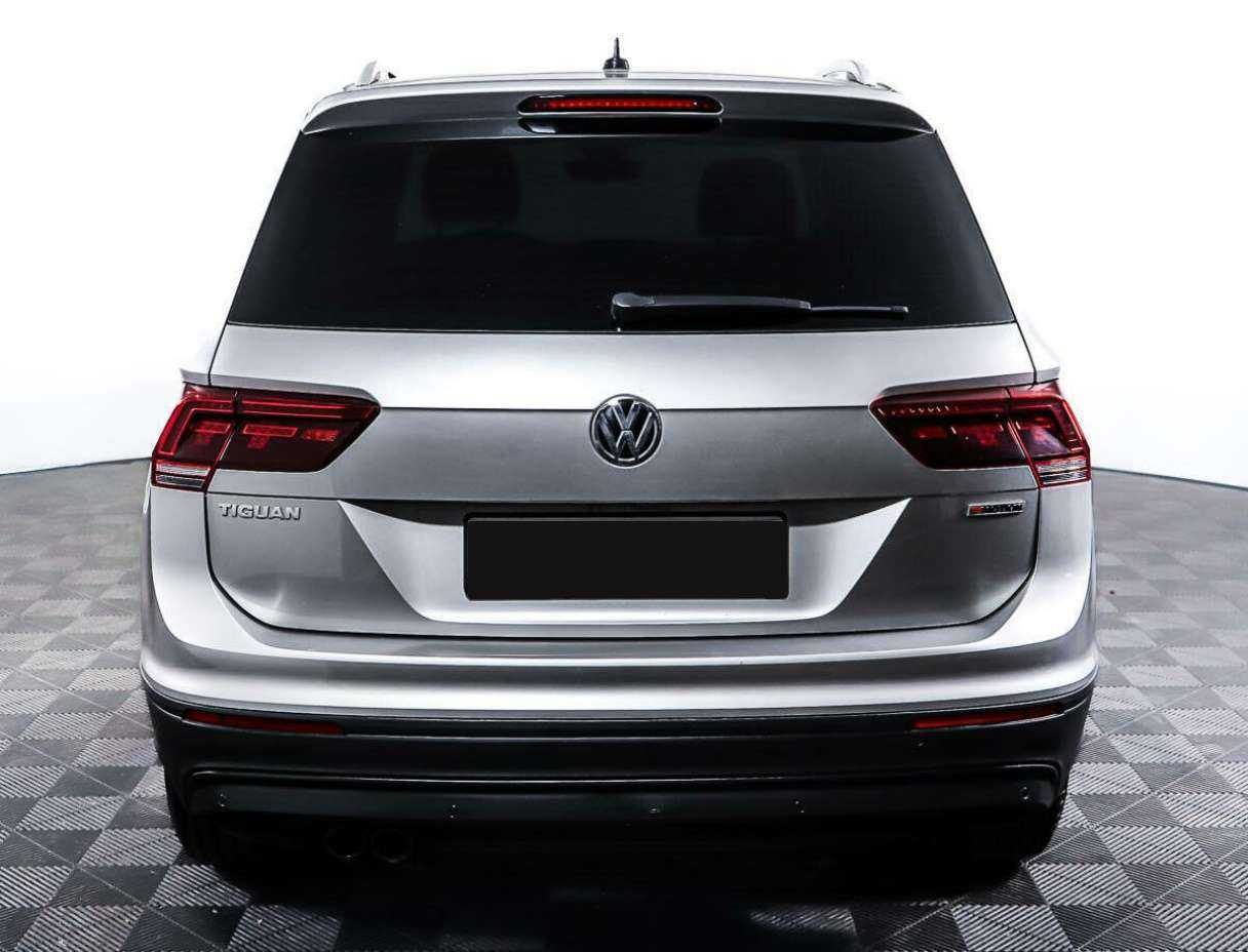 Купить Volkswagen Tiguan с пробегом. Фото: #5