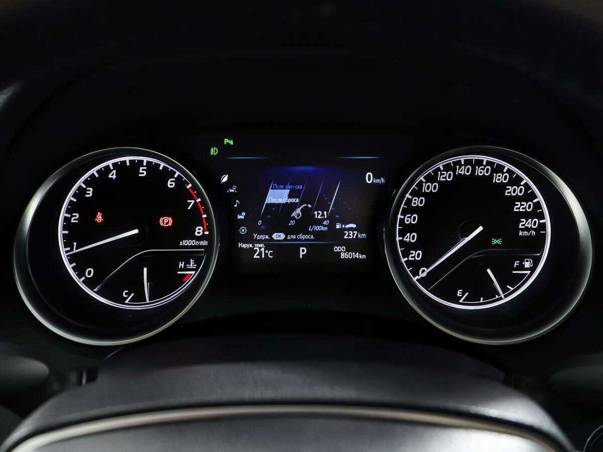 Купить Toyota Camry с пробегом. Фото: #13