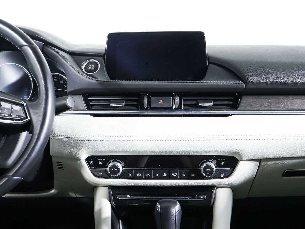 Купить Mazda 6 с пробегом. Фото: #11