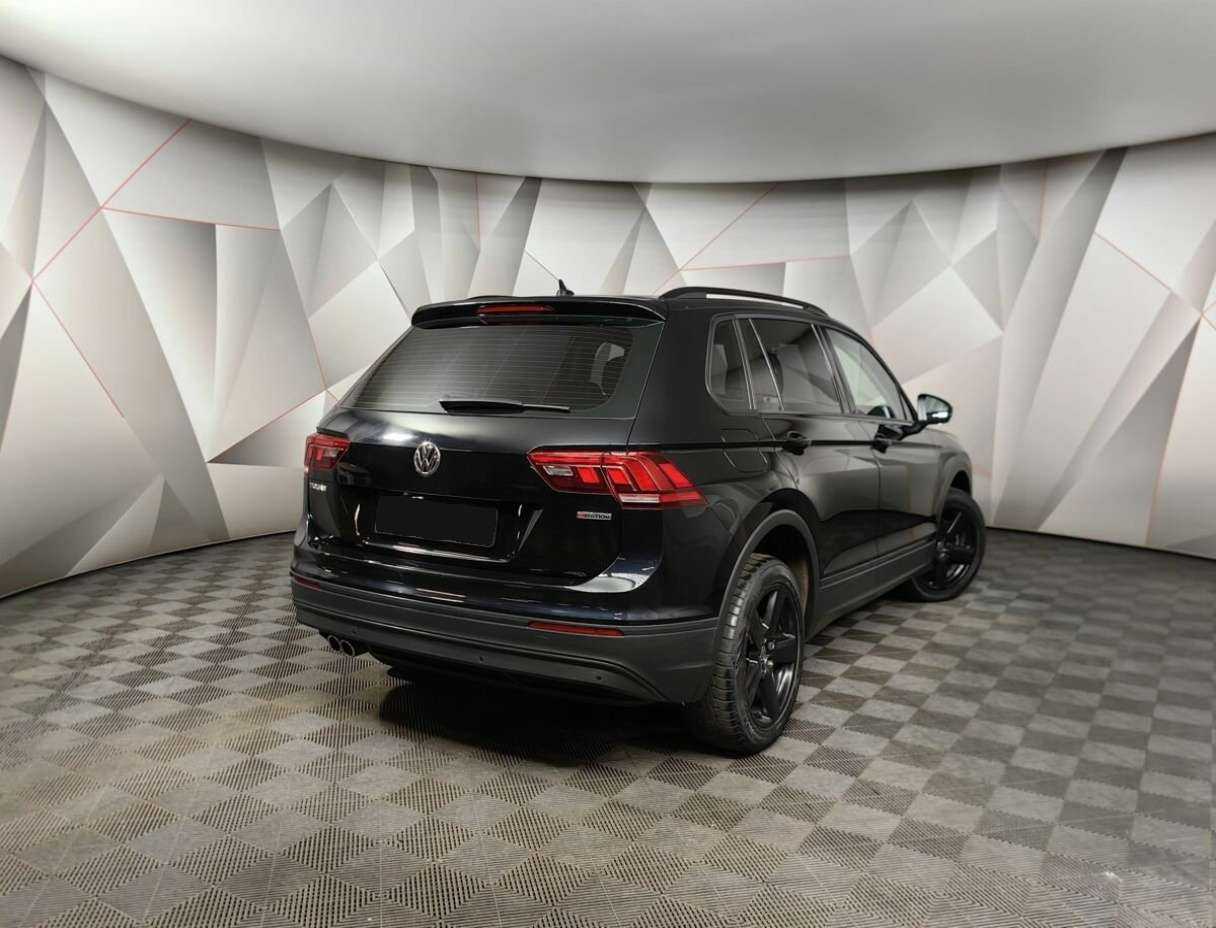 Купить Volkswagen Tiguan с пробегом. Фото: #1