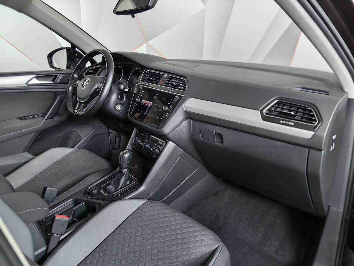 Купить Volkswagen Tiguan с пробегом. Фото: #8