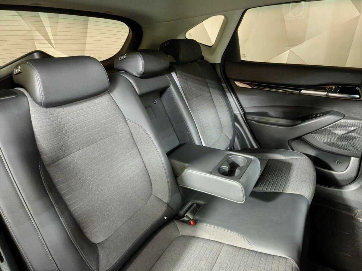 Купить Kia Seltos с пробегом. Фото: #12