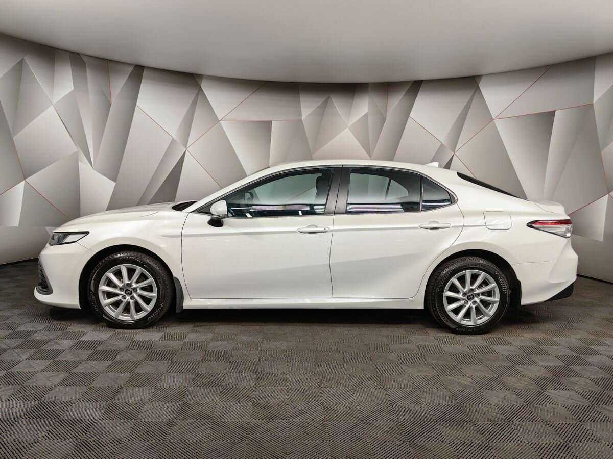 Купить Toyota Camry с пробегом. Фото: #4
