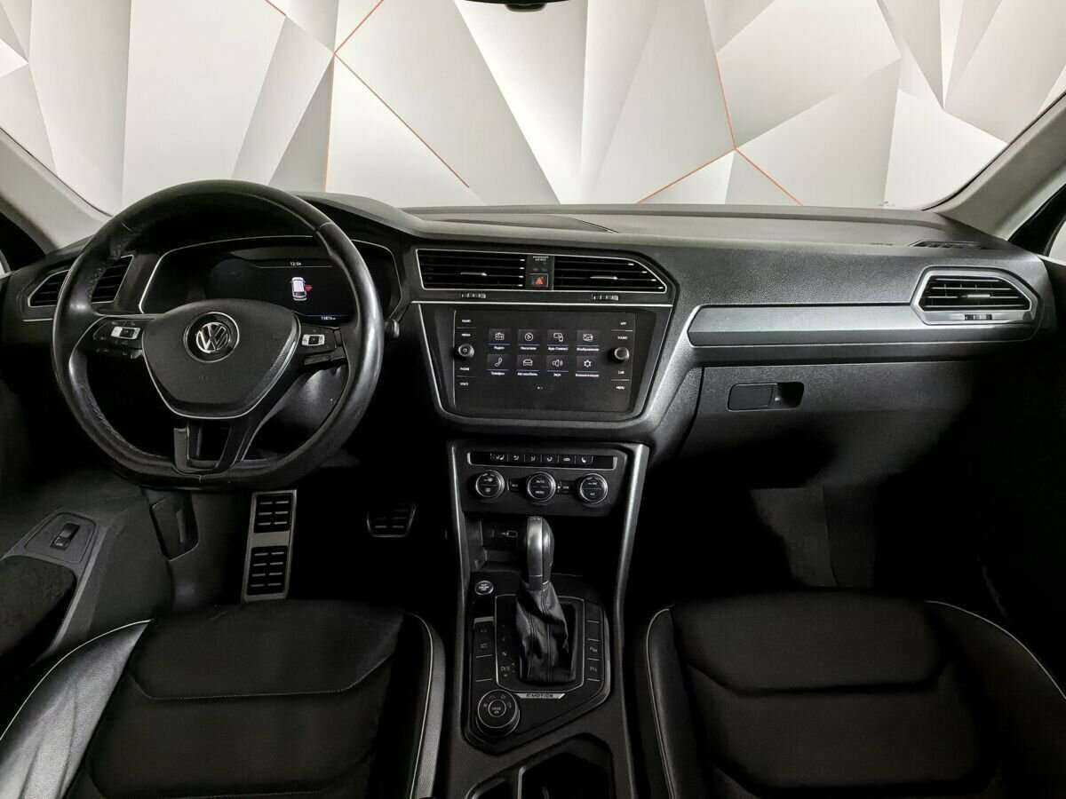 Купить Volkswagen Tiguan с пробегом. Фото: #8