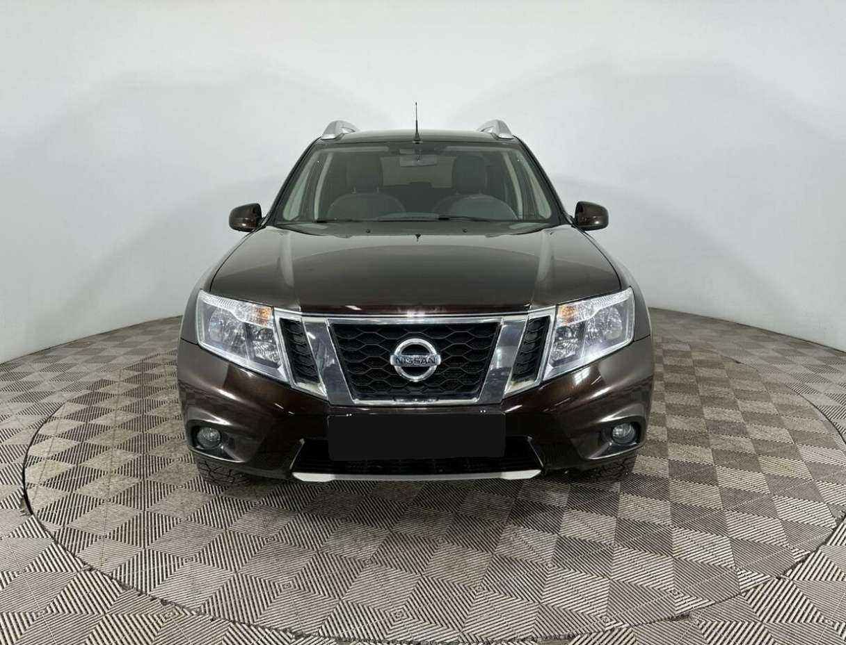 Купить Nissan Terrano с пробегом. Фото: #1