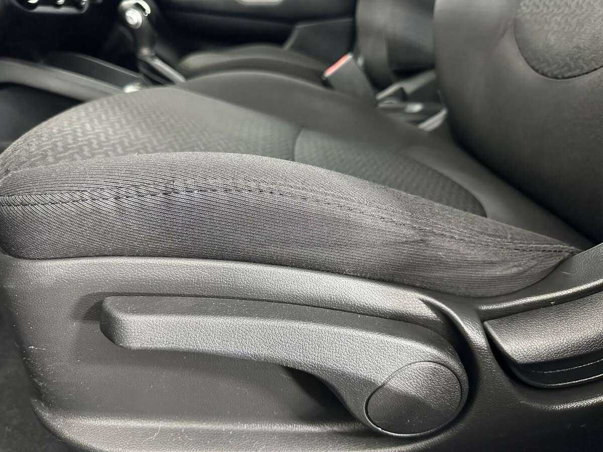 Купить Kia Rio с пробегом. Фото: #7