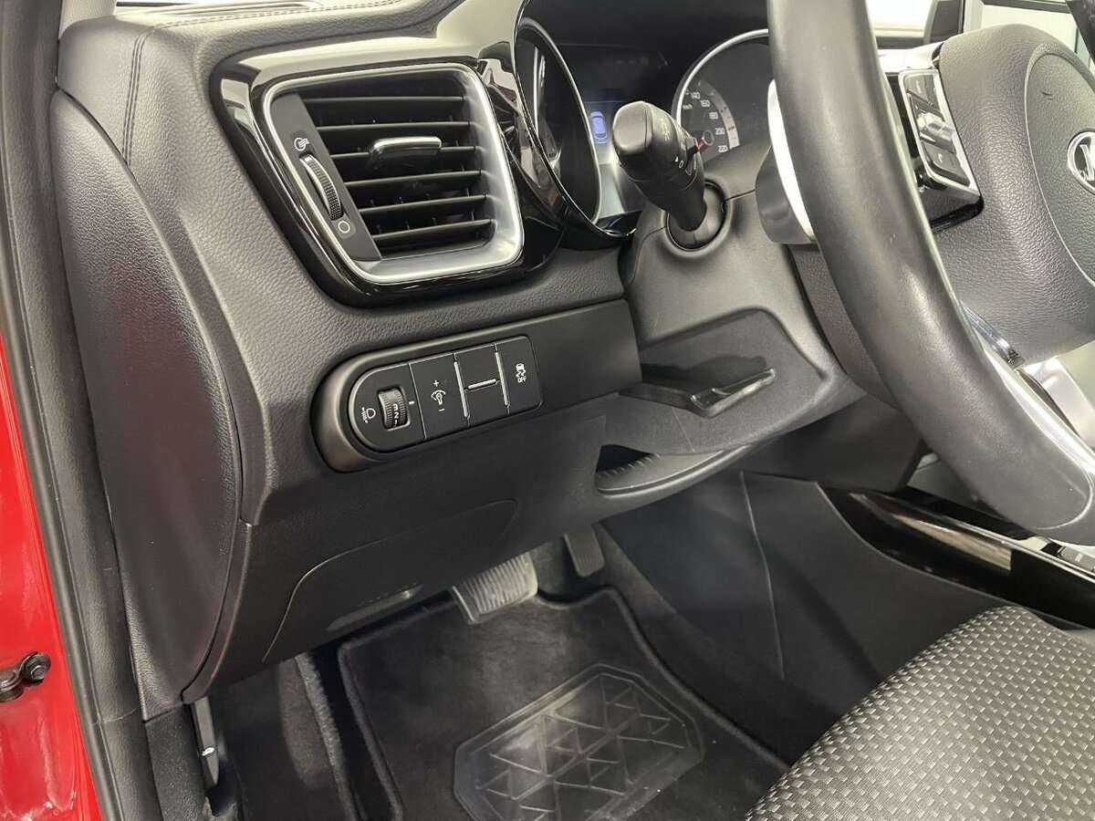Купить Kia Ceed с пробегом. Фото: #8