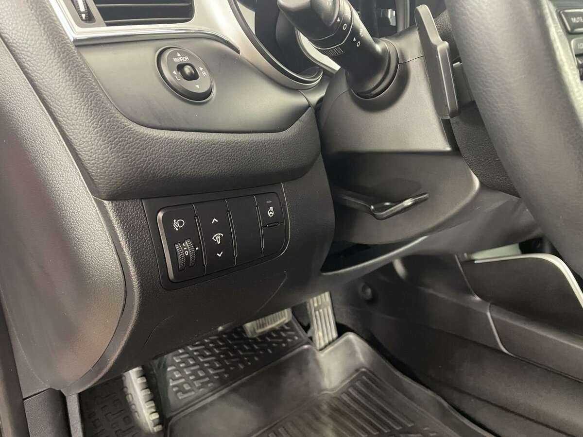 Купить Kia Ceed с пробегом. Фото: #8