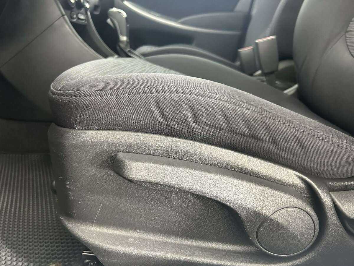 Купить Hyundai Solaris с пробегом. Фото: #9