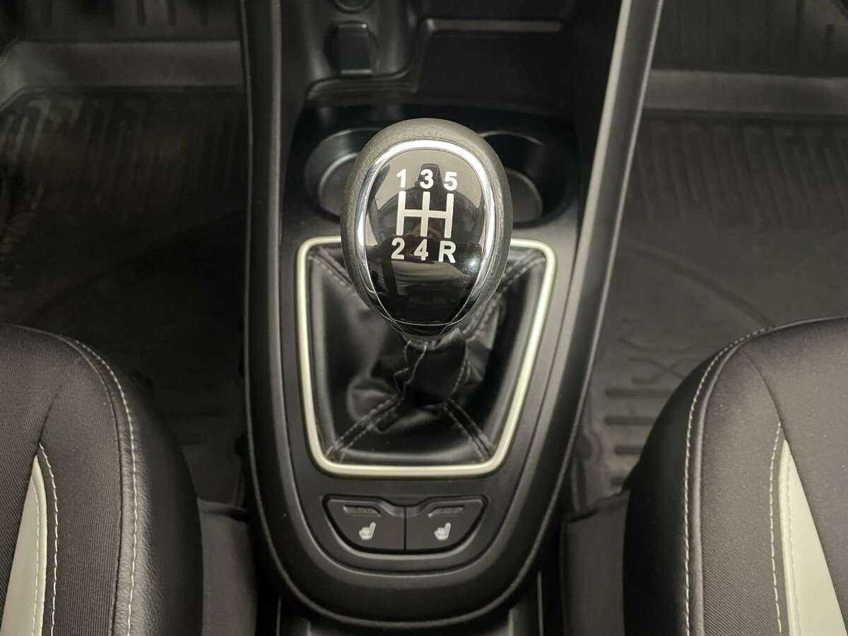 Купить Lada (ВАЗ) Vesta с пробегом. Фото: #12