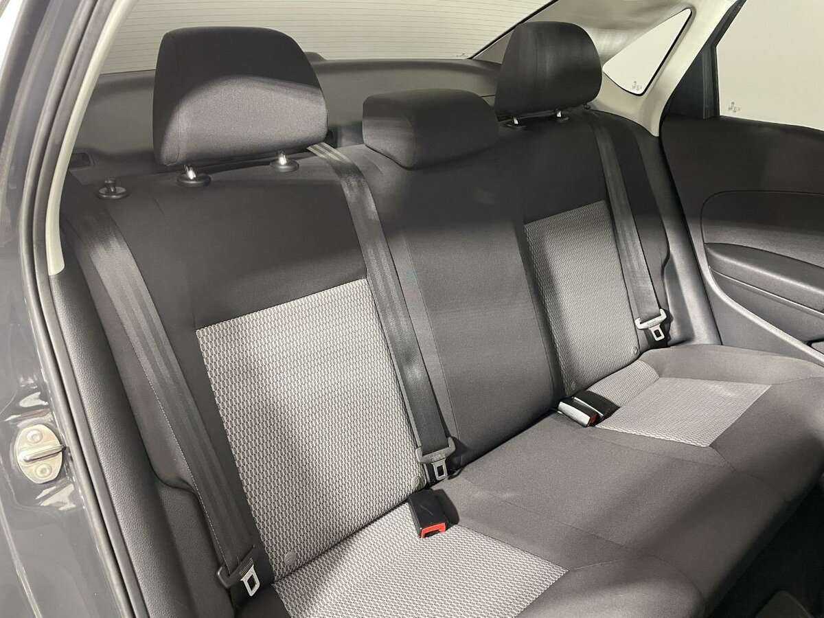Купить Volkswagen Polo с пробегом. Фото: #14