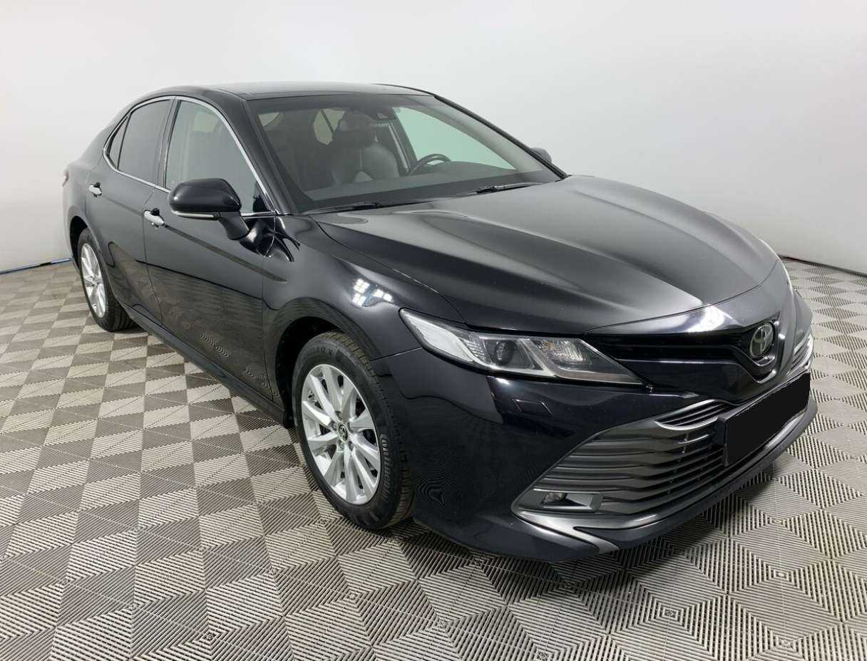 Купить Toyota Camry с пробегом. Фото: #2