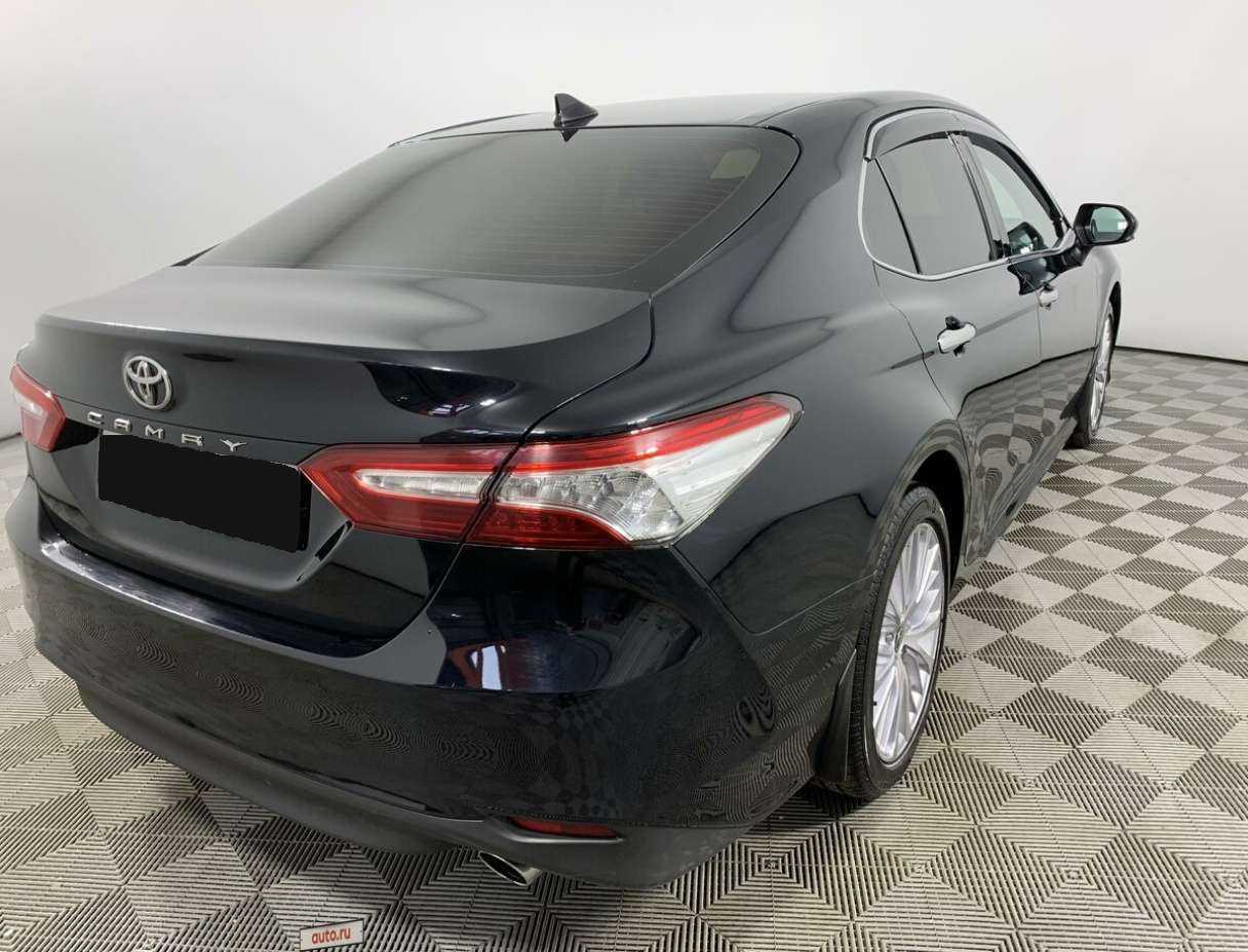 Купить Toyota Camry с пробегом. Фото: #3