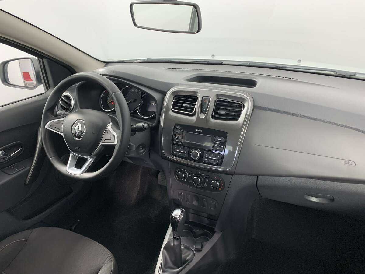 Купить Renault Logan с пробегом. Фото: #10