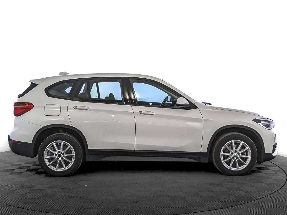 Купить BMW X1 с пробегом. Фото: #3