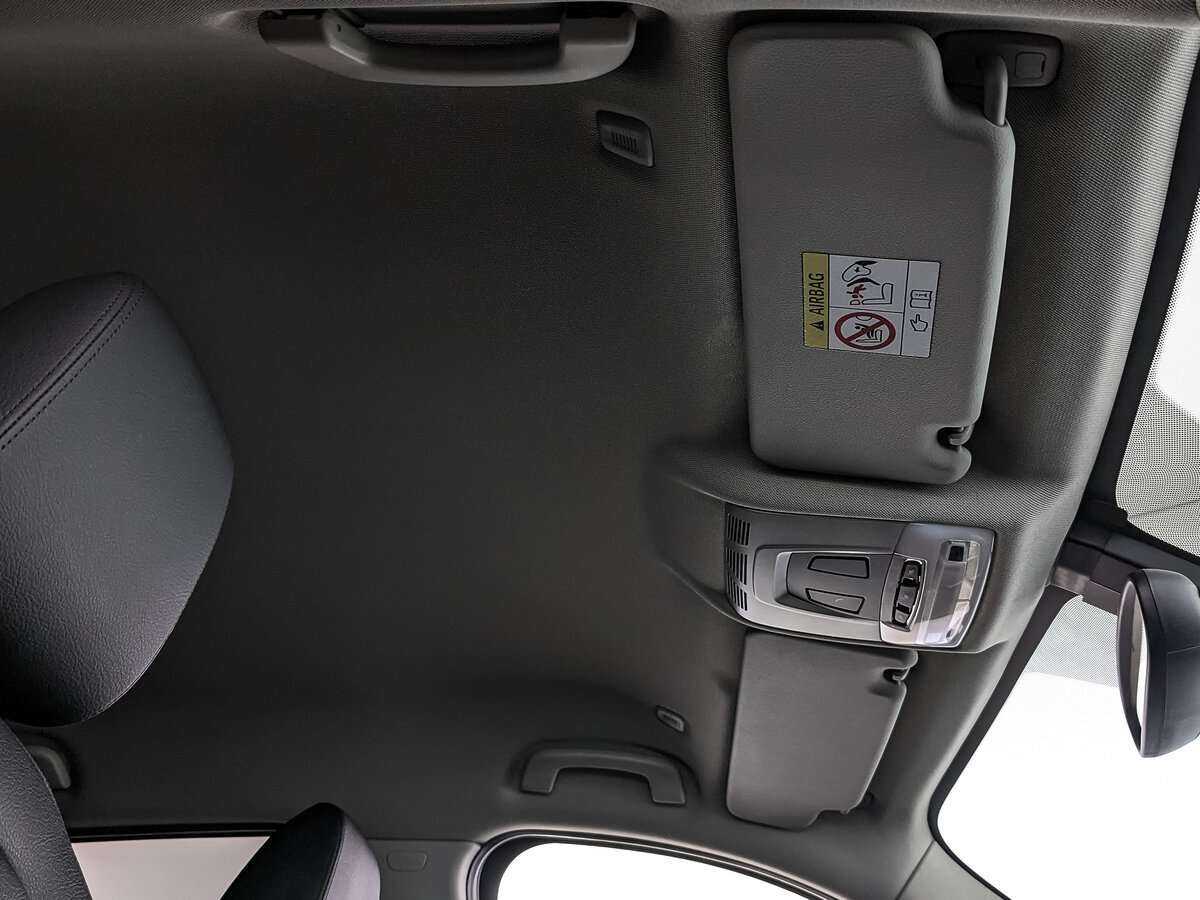 Купить BMW X1 с пробегом. Фото: #18