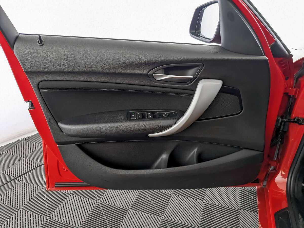 Купить BMW 1 серии с пробегом. Фото: #14